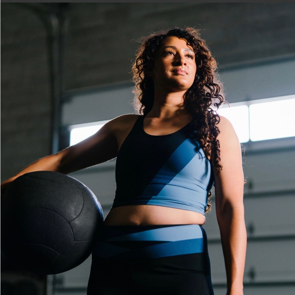 Gently used, all in one, Zyia Tank w/builtin bra-